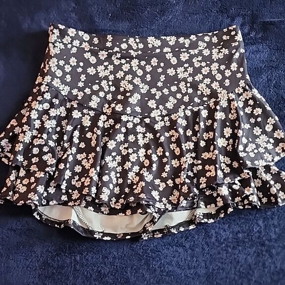 Floral Print Two Layer Hem Skort NWT - Picture 5 of 5